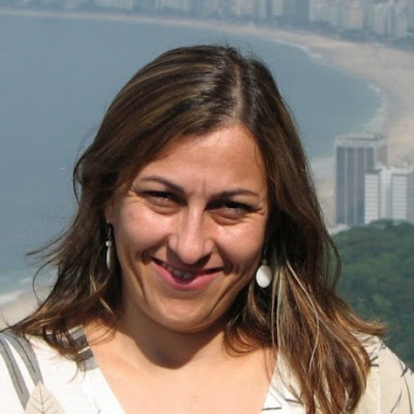 Meet your Posher, Claudia - Picture 1 of 1